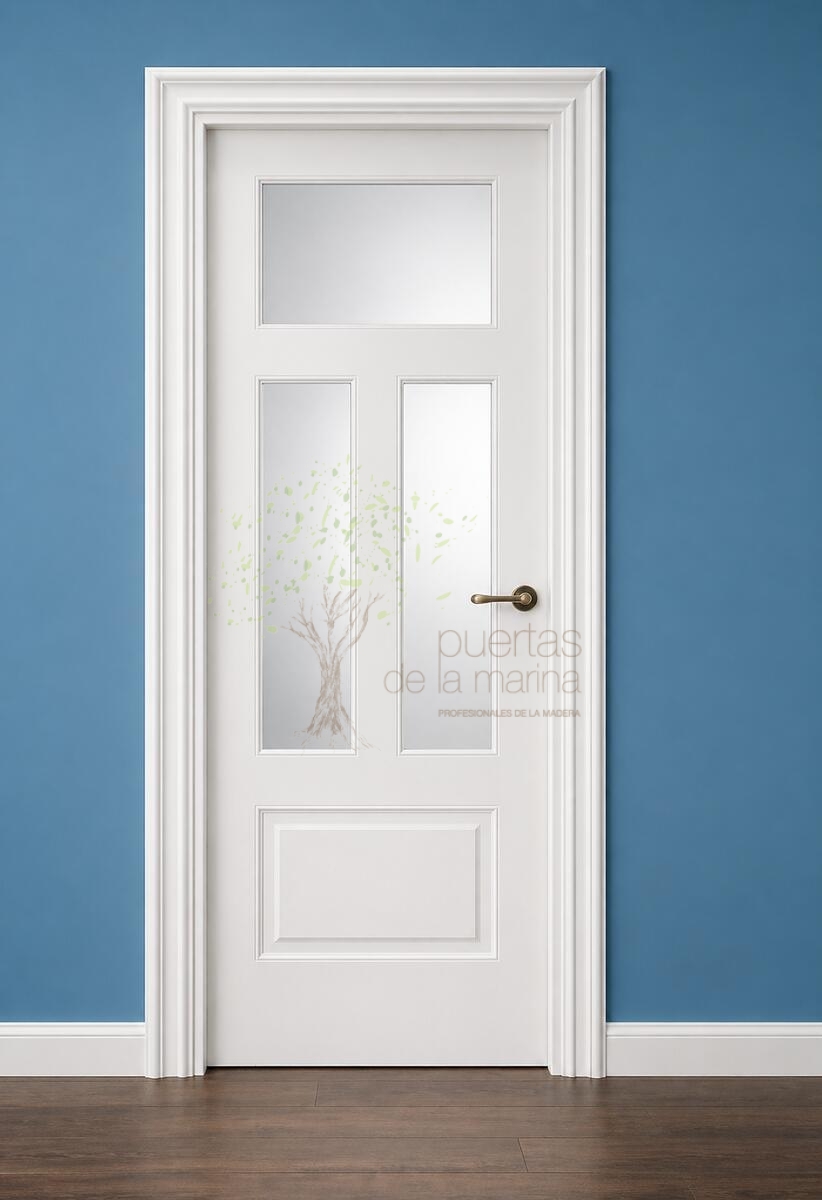 Puerta lacada blanca modelo UR-140-3VX