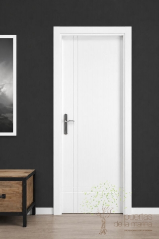 PUERTA-INTERIOR-LACADA-BLANCA-2-RAYAS-HORIZONTALES-Y-VERTICALES